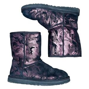 UGG classic short Black and Pink metallic camouflage rare Boots size 7